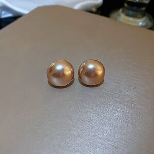 Sweet Minimalist Pearl Studs